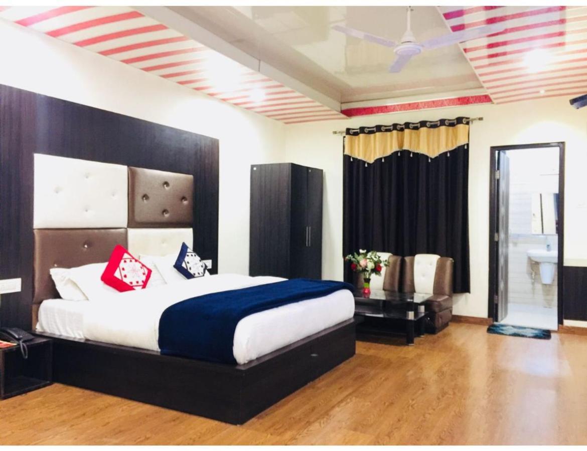 Hotel Dalhousie Grand Banikhet المظهر الخارجي الصورة
